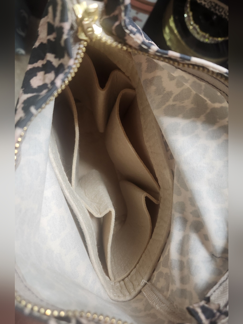 Dior Leopard Print Shoulder - Picture 12 of 16